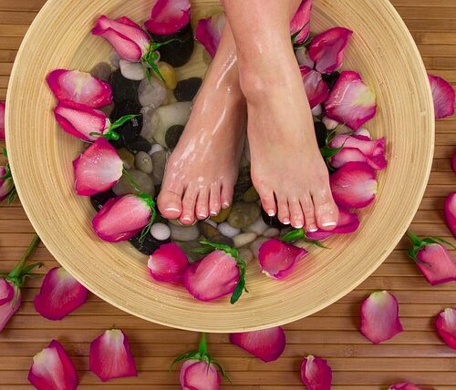 C’est quoi l’importance des bains des pieds?