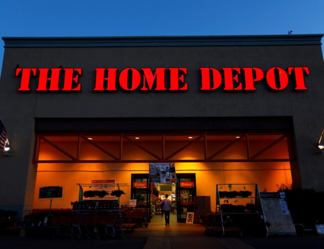 Concours Exclusif : Remportez une carte cadeau Home Depot d’une valeur de 100$ !