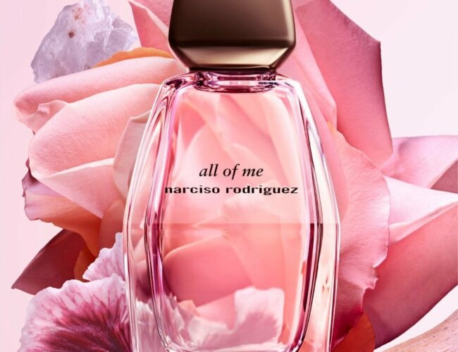Découvrez le parfum All of Me de Narciso Rodriguez avec nos échantillons gratuits !