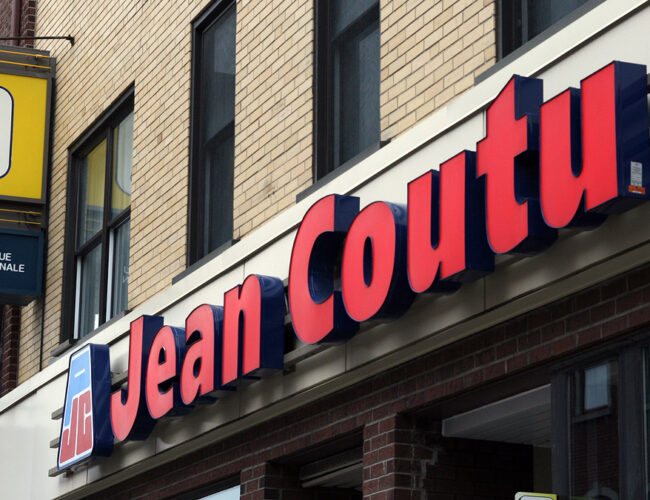 Participez et Remportez : 10 Cartes Cadeaux Jean Coutu de 1000$ Chacune à Gagner dans Notre Concours!