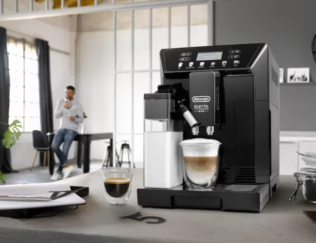 Concours Linen Chest : Tentez de gagner une machine à café DELONGHI ELETTA EVO d&rsquo;une valeur de 2 999 $.