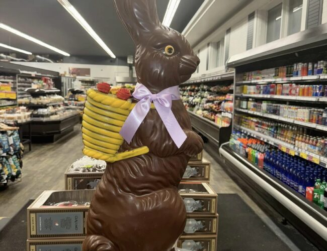 🎉 Grand Concours de Pâques : Remportez un Lapin en Chocolat Géant de 3,4 kg ! 🍫🐰
